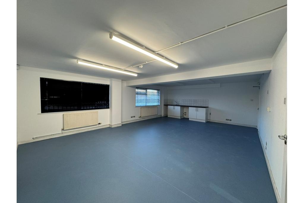 Unit 6, Hungerford Trading Estate, Hungerford, Berkshire, RG17 0QU