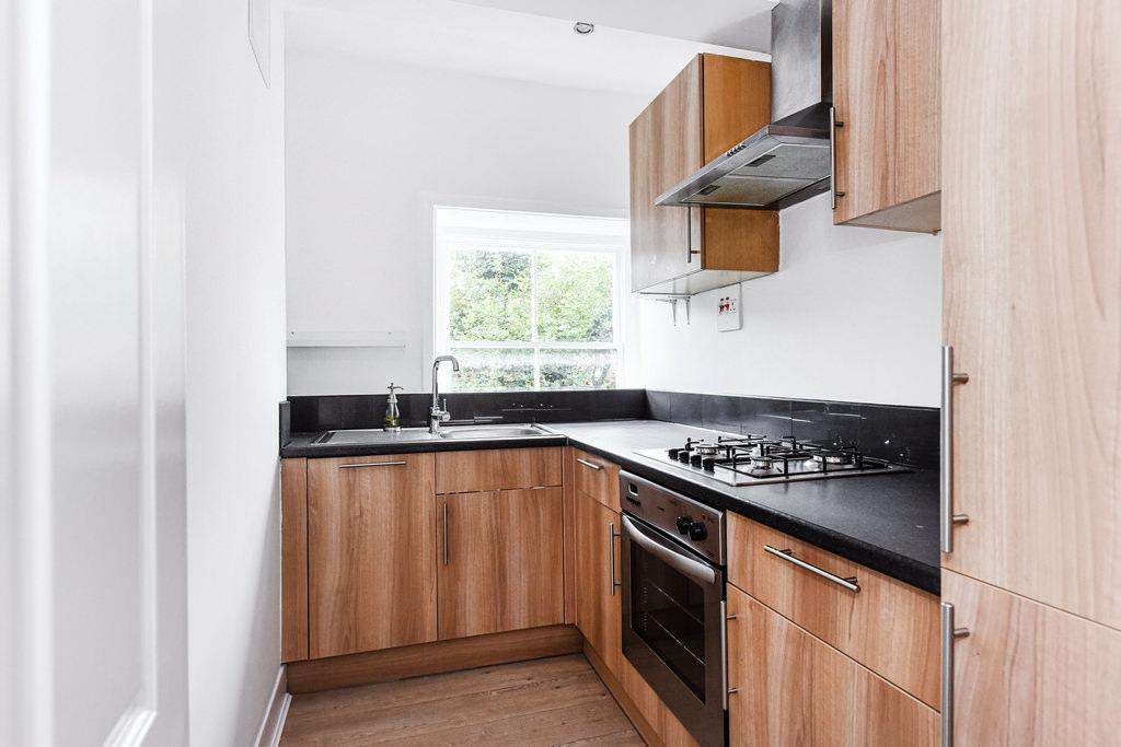 Two-Bedroom Flat to Rent – 21 Cavendish Buildings, Gilbert Street, Mayfair, London W1K 5HJ