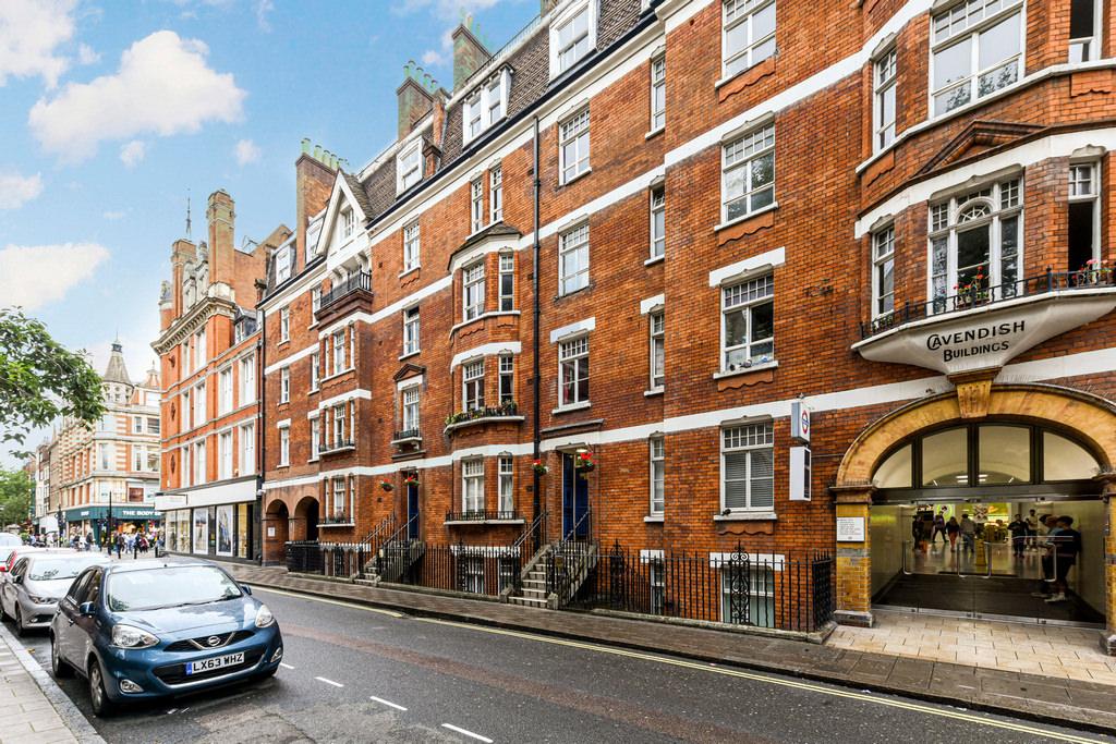Two-Bedroom Flat to Rent – 21 Cavendish Buildings, Gilbert Street, Mayfair, London W1K 5HJ