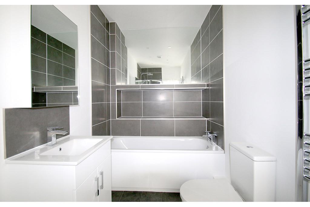 Two-Bedroom Flat to Rent – 61 The Cut, Southwark, London SE1 8LL