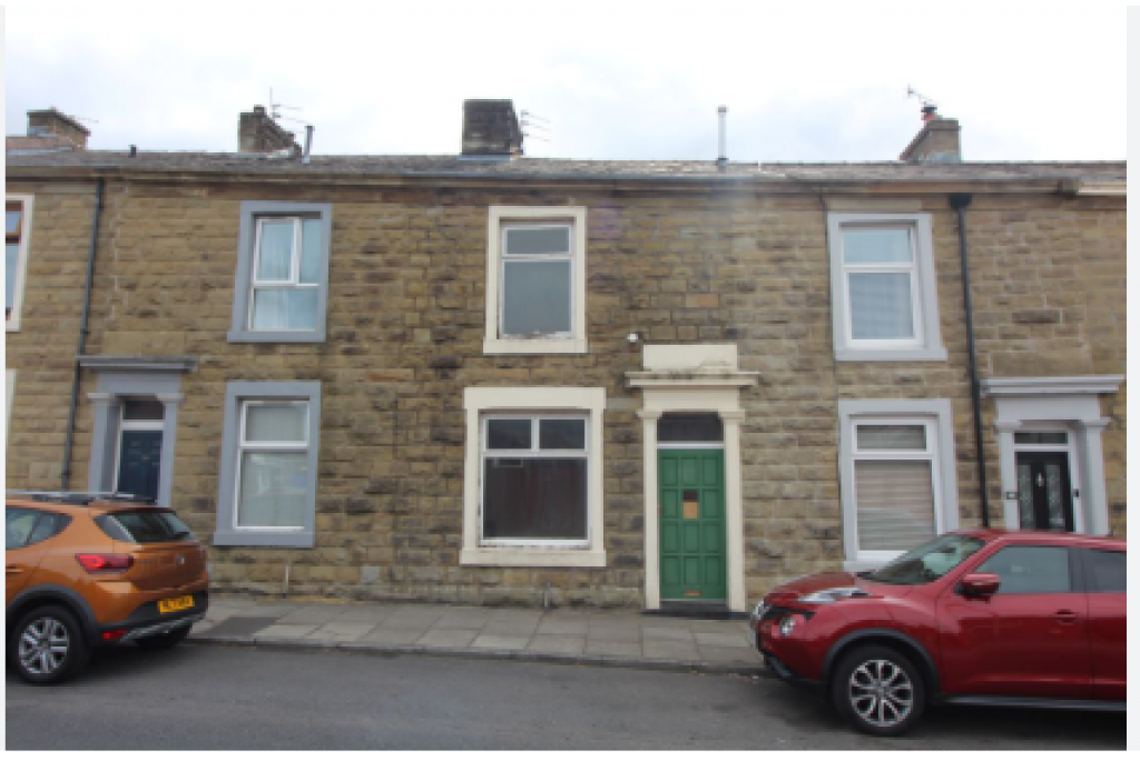 Community Healthcare Clinic in Lancashire – CLAYTON LE MOORS CLINIC, ACCRINGTON, BB5 4DE