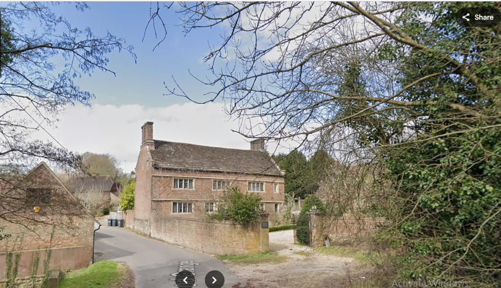 0.10-Acre Development Plot in Haywards Heath – Former Utility Site Opportunity