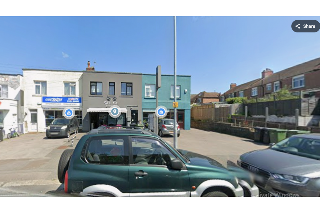 Freehold Mixed-Use / Conversion Opportunity – Substantial Building on Key Coastal Arterial Route