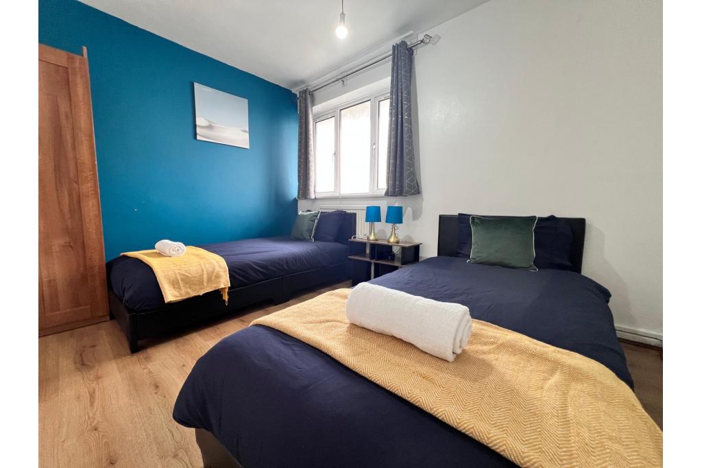 High-Yield Zone 1 Investment – 3-Bed Apartment Configured for 5 Occupants Near London Bridge