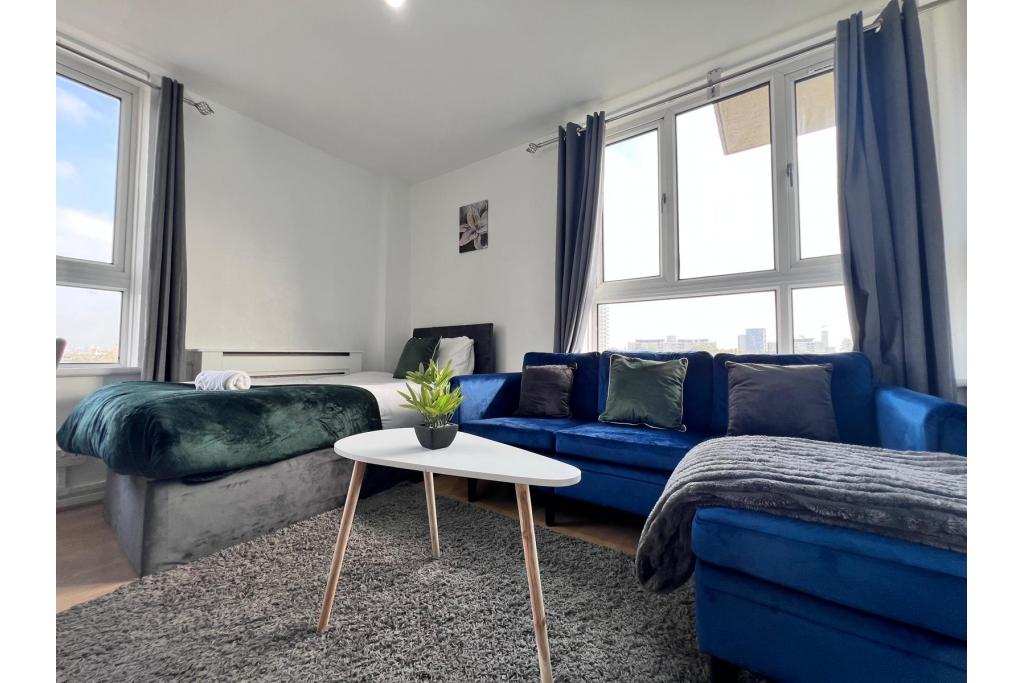 High-Yield Zone 1 Investment – 3-Bed Apartment Configured for 5 Occupants Near London Bridge