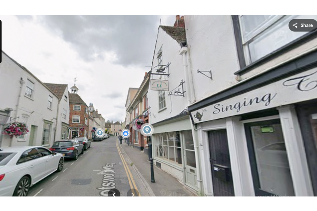 Former / Existing Community Clinic in Affluent Cotswold-Edge Market Town