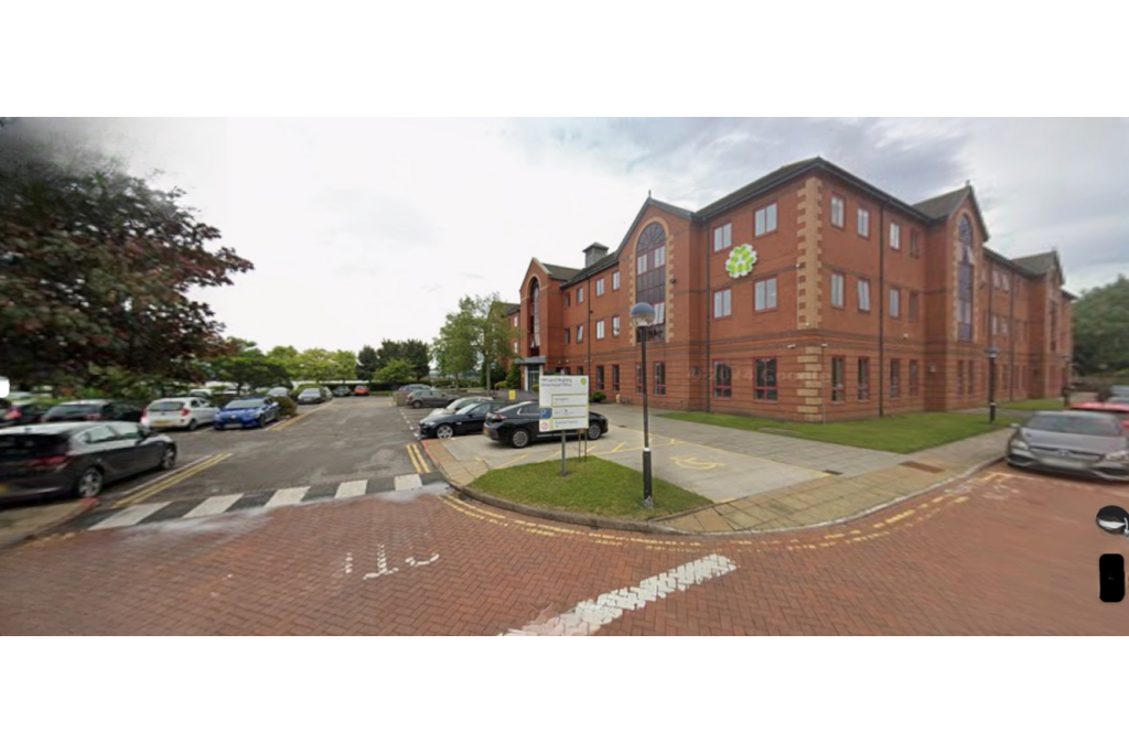 Waterfront Office & Redevelopment Opportunity – Landmark 3-Storey Buildin