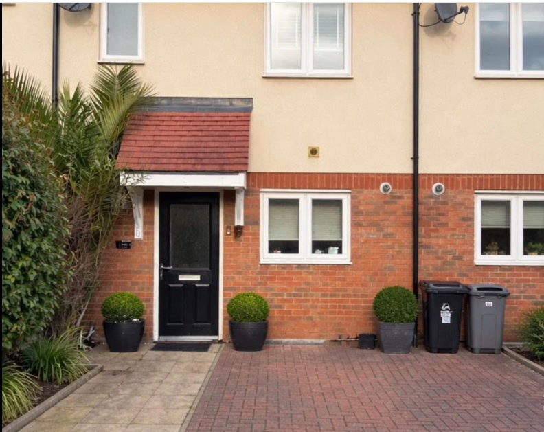 3-Bedroom Rental Opportunity in Enfield – Ideal for Company Let or Investment