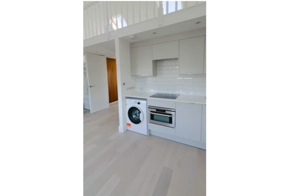 Camden Town R2SA Opportunity – 2-Bed Maisonette (Sleeps 6) | 3-Year Lease