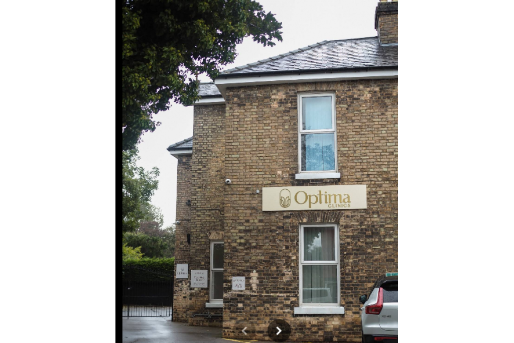 Prime Village Conversion Opportunity – Former Clinic in Cottingham (HU16)
