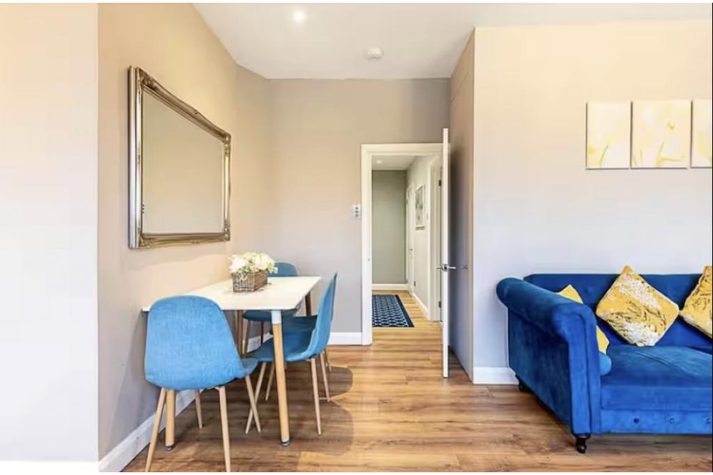 Bright 2-Bed Apartment – R2SA / Company Let Opportunity in West Kensington (W14)