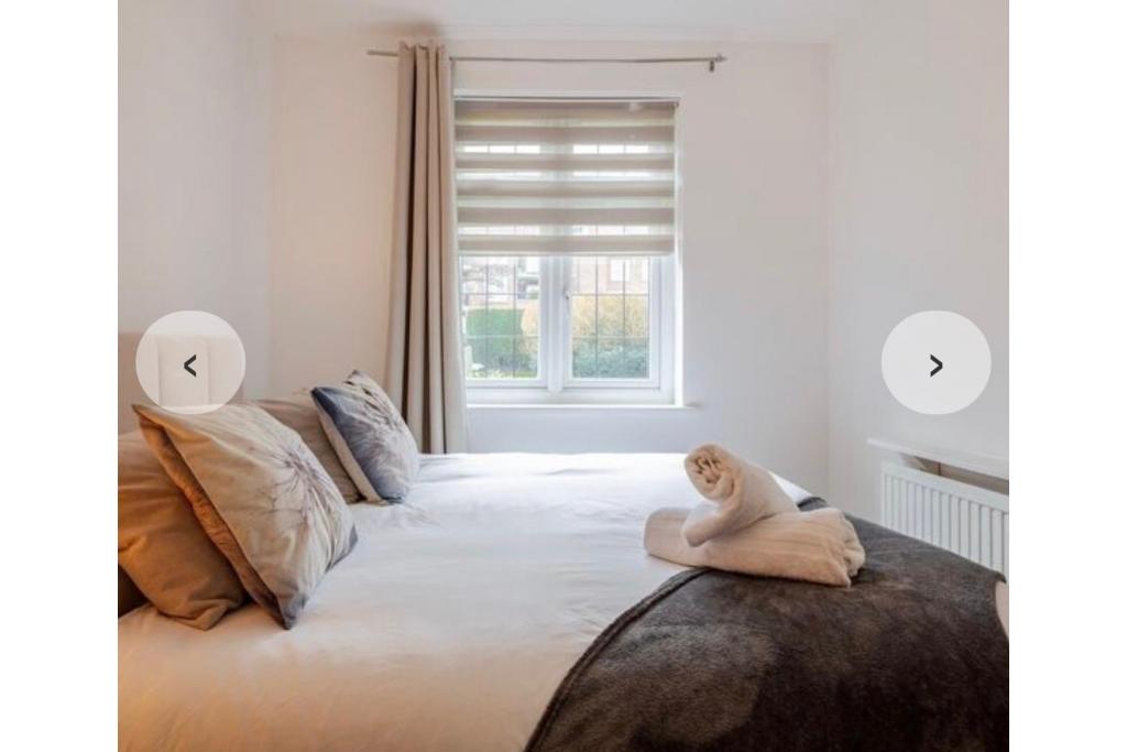 2-Bed Apartment on High Road – R2SA / Company Let Opportunity in North London (N20)