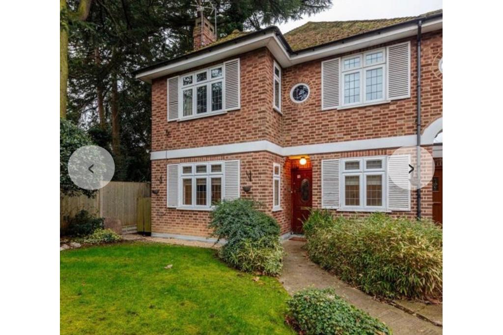 2-Bed Apartment on High Road – R2SA / Company Let Opportunity in North London (N20)