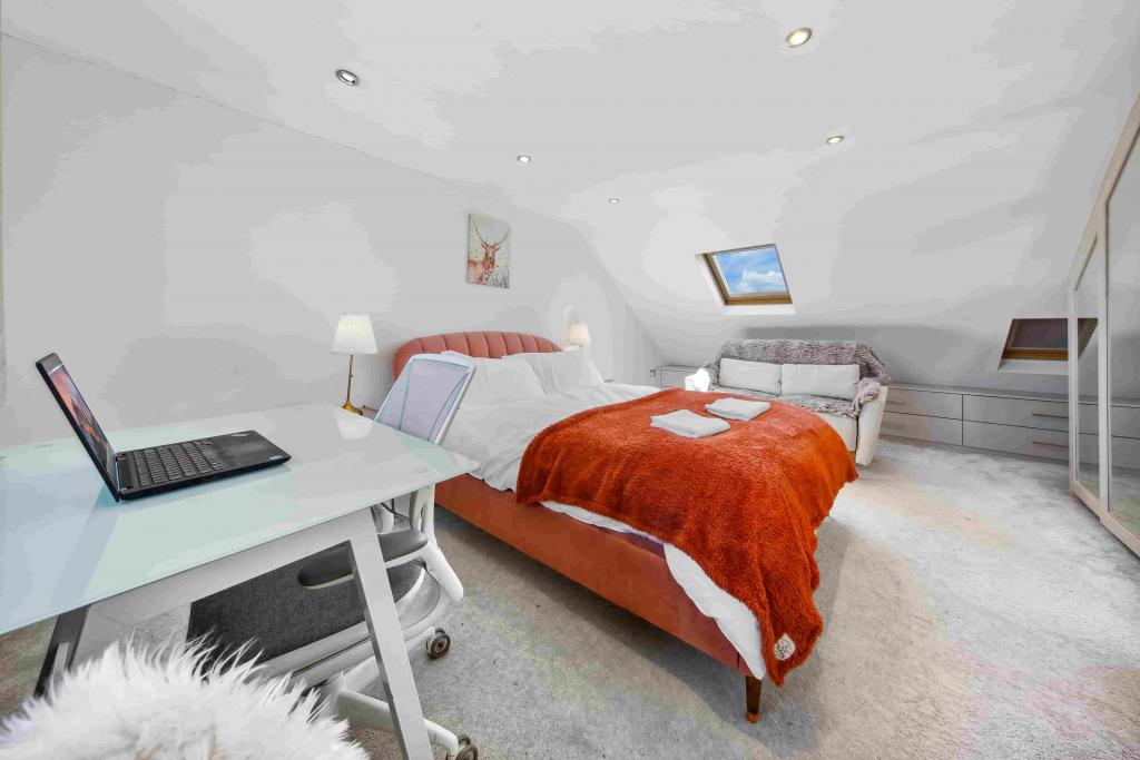 2-Bed / 2-Bath Apartment – R2SA / Company Let Opportunity in East London (E10)