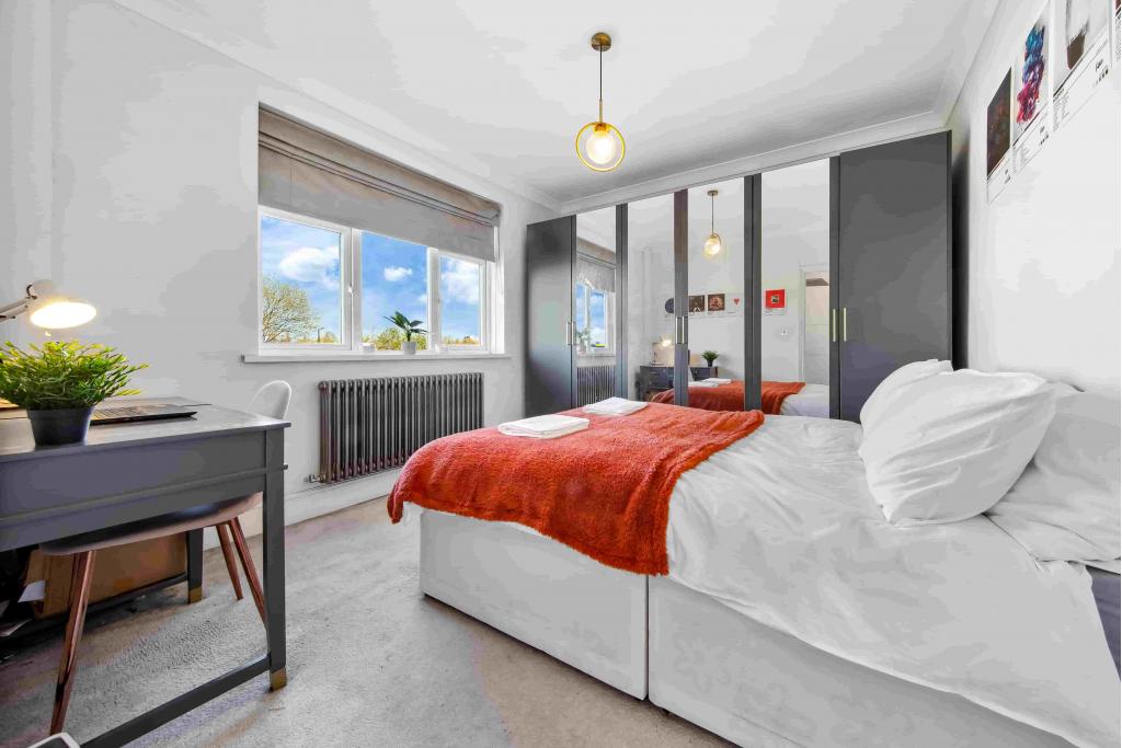 2-Bed / 2-Bath Apartment – R2SA / Company Let Opportunity in East London (E10)