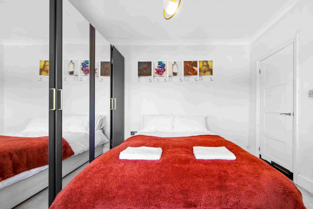 2-Bed / 2-Bath Apartment – R2SA / Company Let Opportunity in East London (E10)