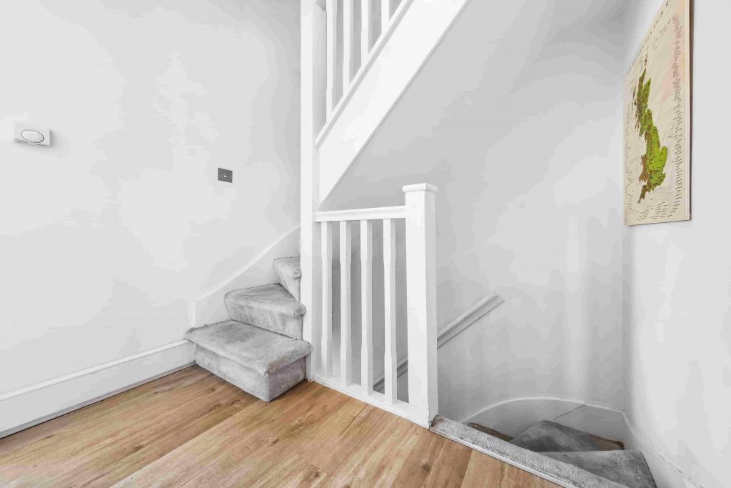 2-Bed / 2-Bath Apartment – R2SA / Company Let Opportunity in East London (E10)