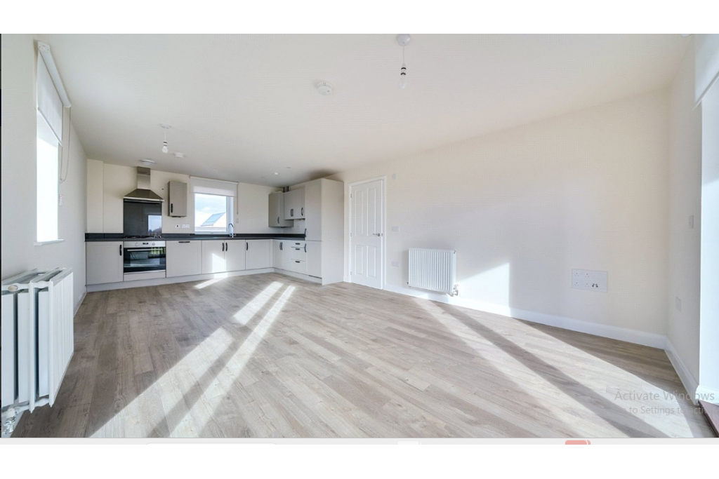 Gated Cambridge Portfolio – 7 New Houses (4–5 Beds) with Zero Deposit & Flexible Strategy