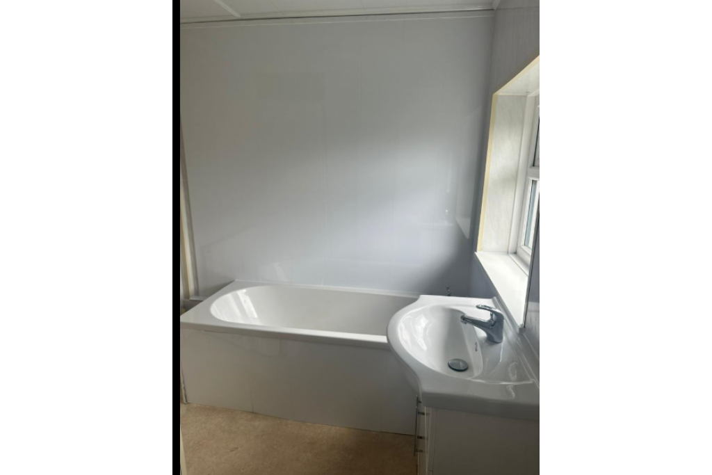 HMO-Compliant 3-Bedroom House – Wolverhampton WV12 (Company Let / R2R Opportunity)