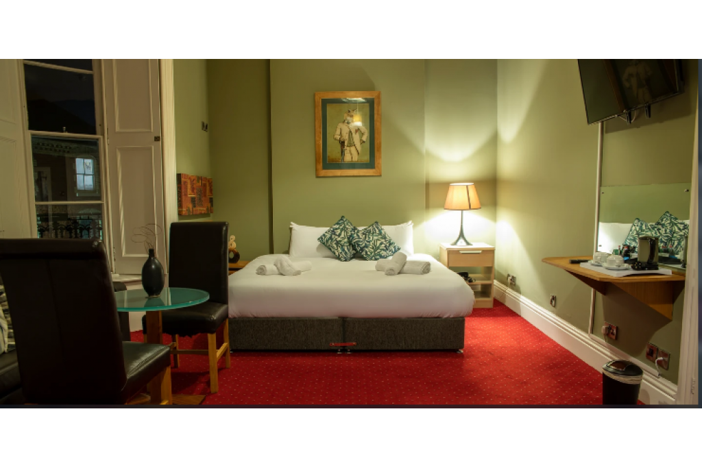 The Knighton Hotel – Historic Retreat in the Heart of Knighton