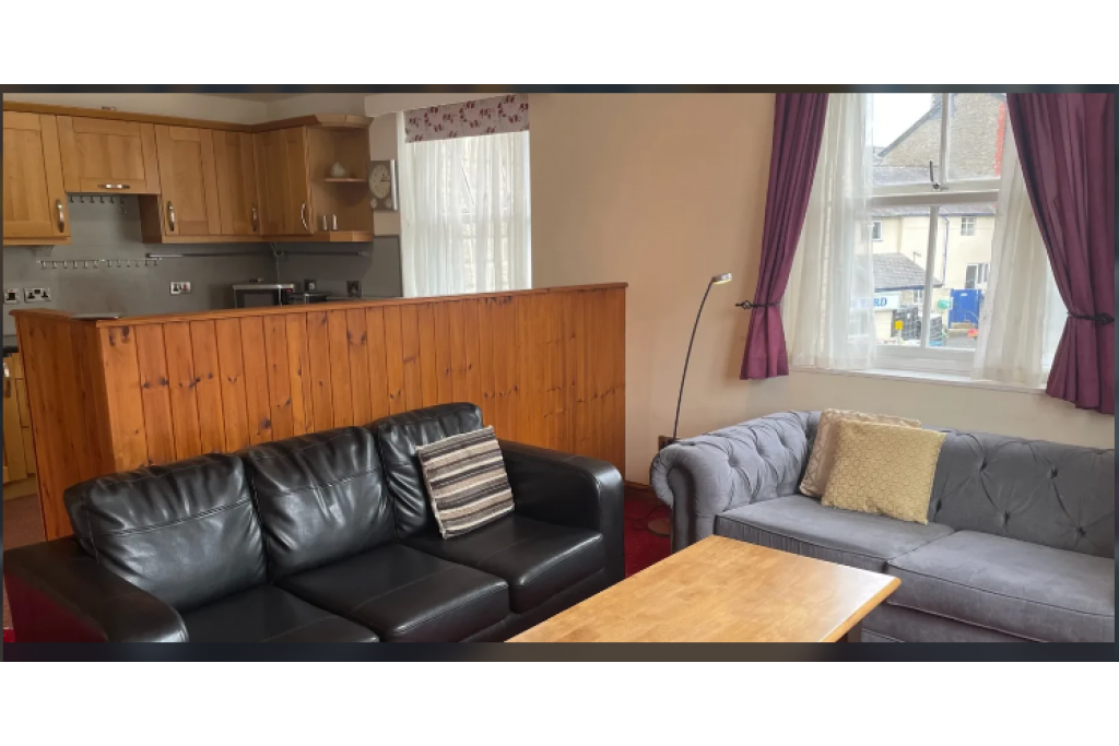 The Knighton Hotel – Historic Retreat in the Heart of Knighton