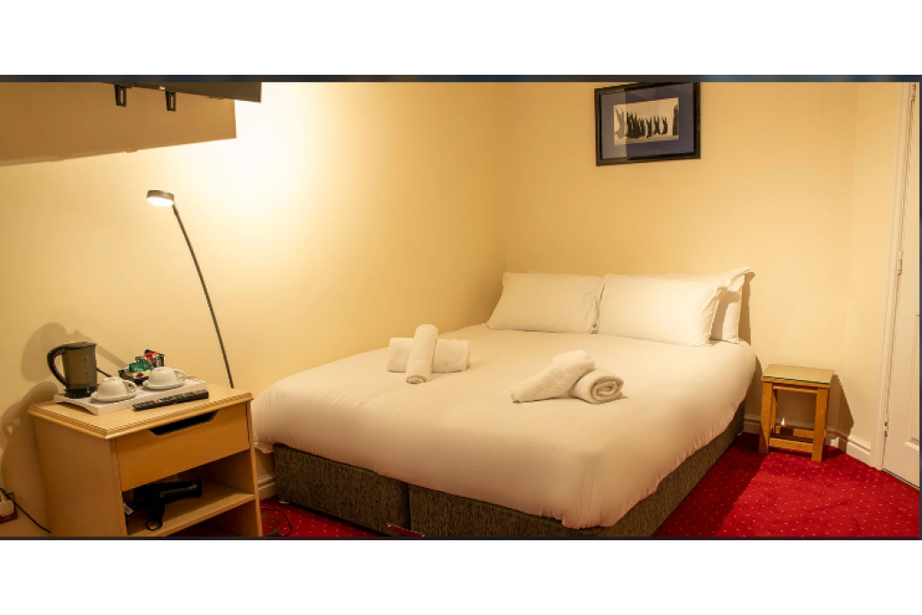 The Knighton Hotel – Historic Retreat in the Heart of Knighton