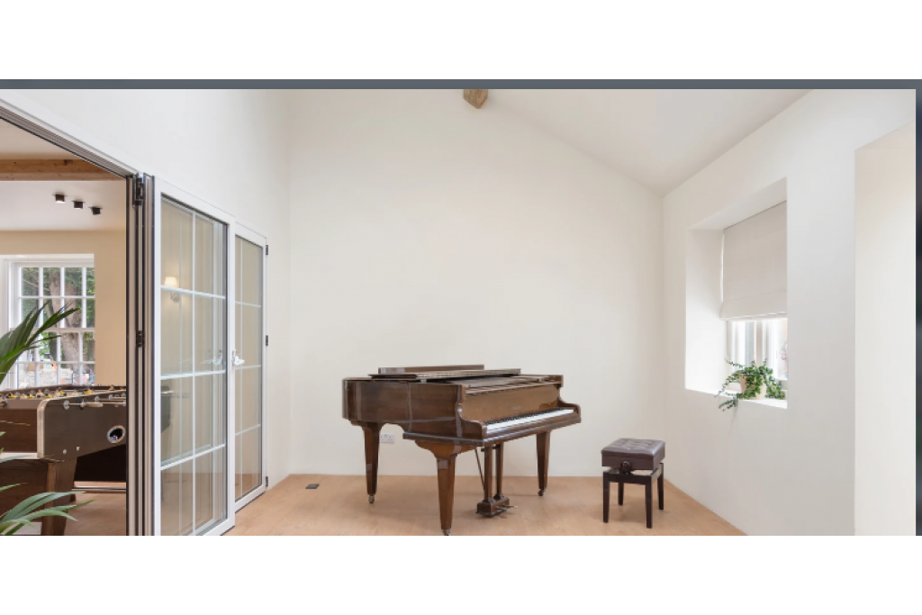 The Manor at Minstrel Court - Event Venue in Cambridge