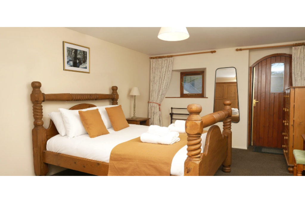 Cobblestones Cottage at Lovelady Shield - Cosy Stone Retreat in Cumbria