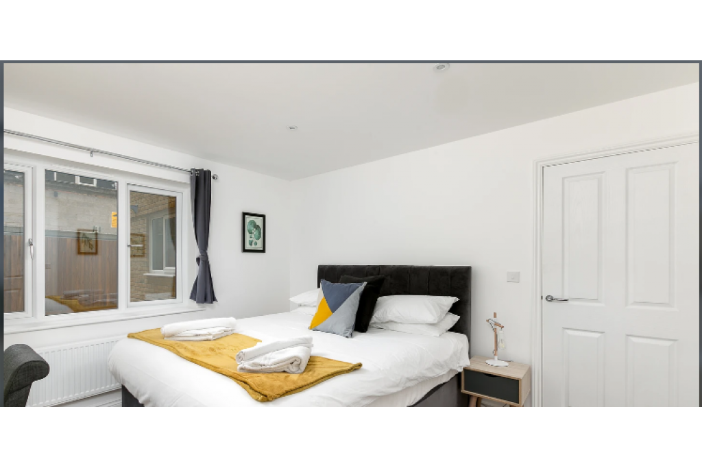 Hertford Serviced Apartments - Modern Comfort in Historic Hertford