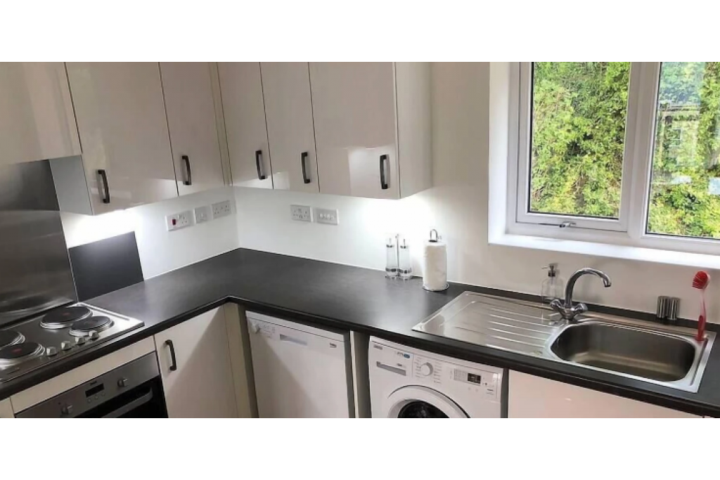 Hertford Serviced Apartments - Modern Comfort in Historic Hertford