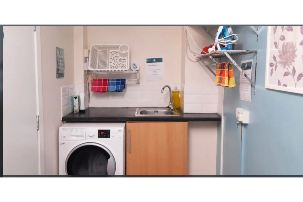 Irvine Riverside Guesthouse - Peaceful Stay in the Heart of Irvine