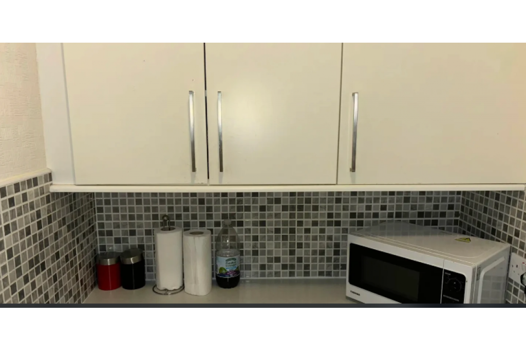 Irvine Riverside Guesthouse - Peaceful Stay in the Heart of Irvine