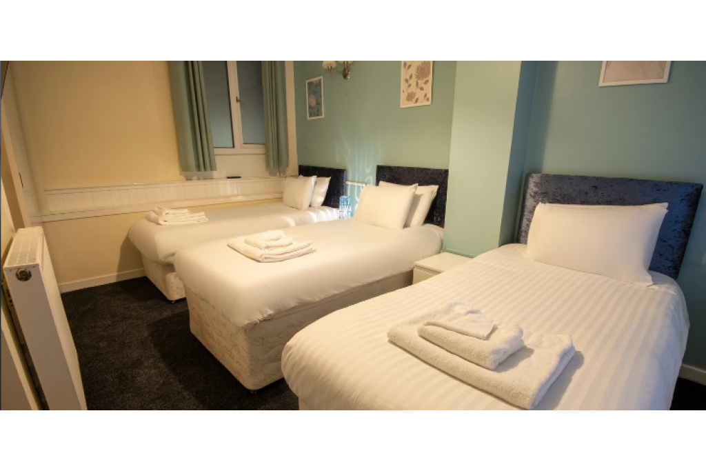 Irvine Riverside Guesthouse - Peaceful Stay in the Heart of Irvine