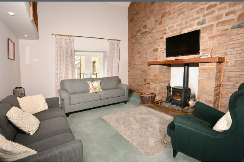 Poppythorn Cottage at Lovelady Shield – Charming Cottage Retreat in the Heart of Cumbria