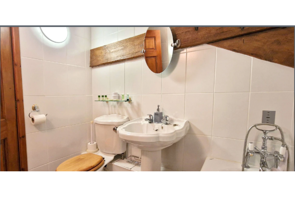 Poppythorn Cottage at Lovelady Shield – Charming Cottage Retreat in the Heart of Cumbria