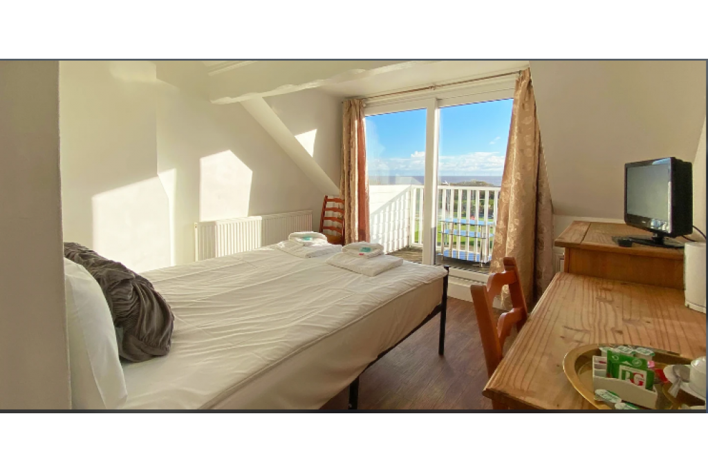 The Grand Hotel – Seafront Escape in Skegness