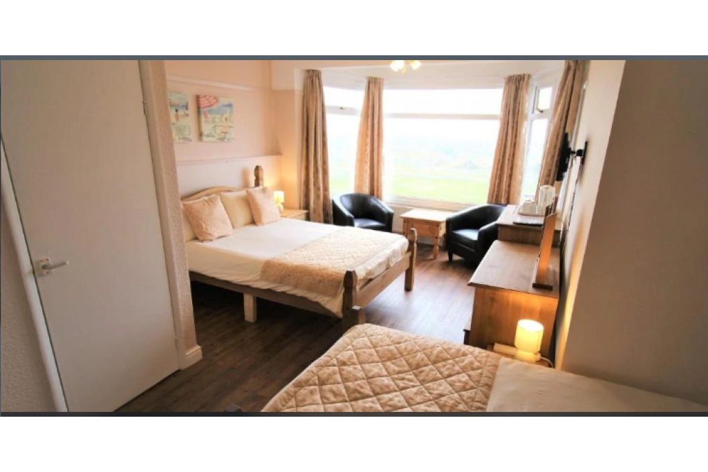 The Grand Hotel – Seafront Escape in Skegness