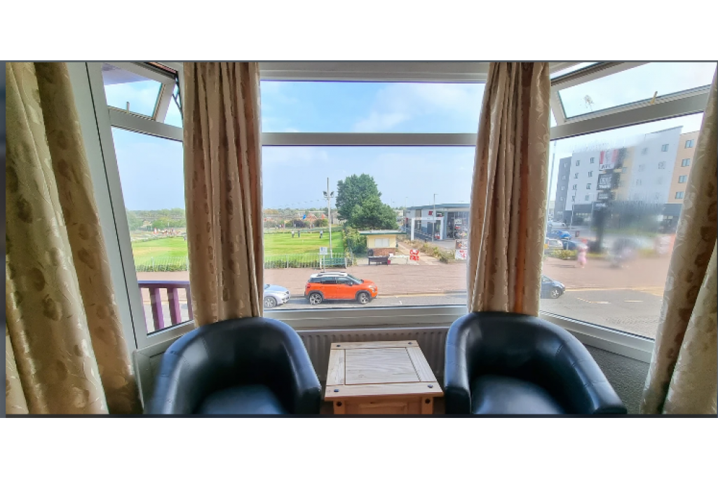 The Grand Hotel – Seafront Escape in Skegness