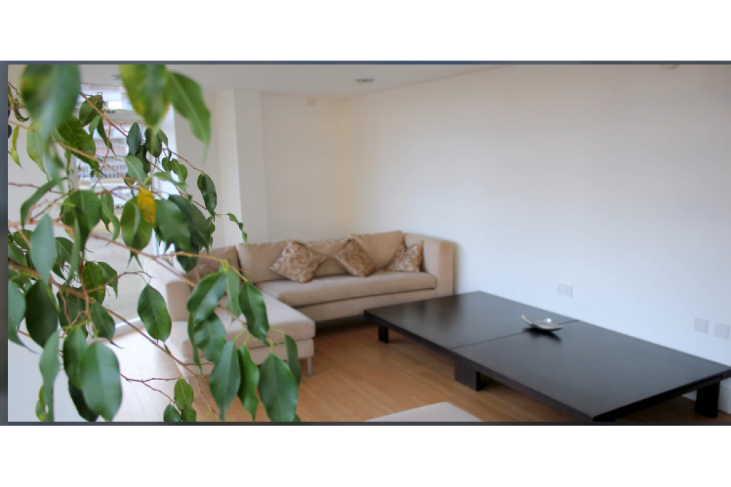 The Luxurious Penthouse – Modern Elegance in Cambridge