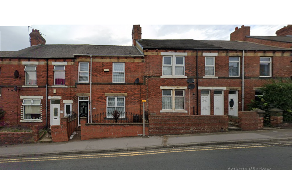 Mixed-Use Investment Opportunity – Commercial Unit + 2-Bed Flat – Stanley DH9