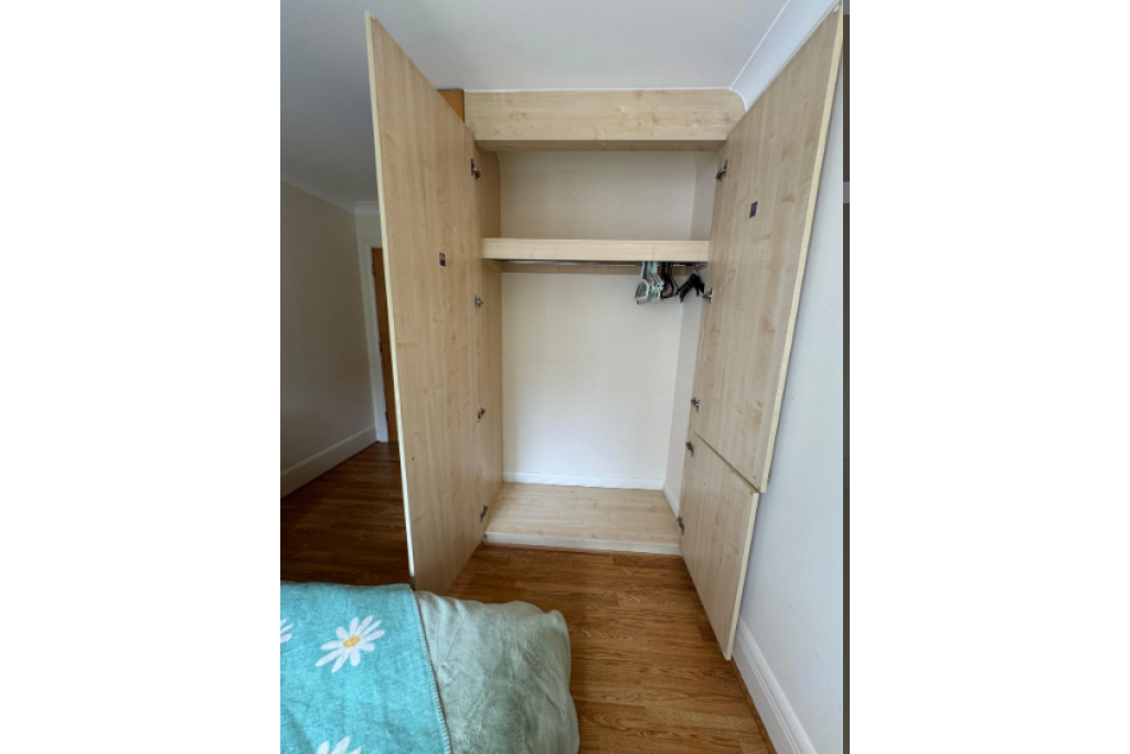 Spacious Double Room – Canary Wharf, E14 – £1,150