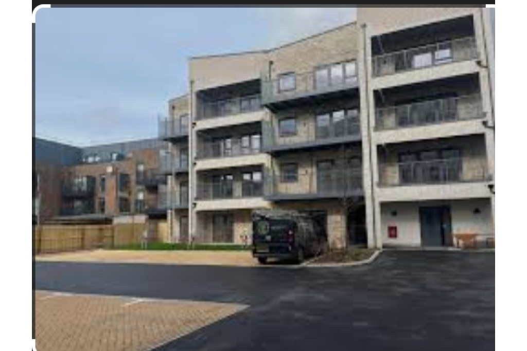 Spacious Double Room – Canary Wharf, E14 – £1,150