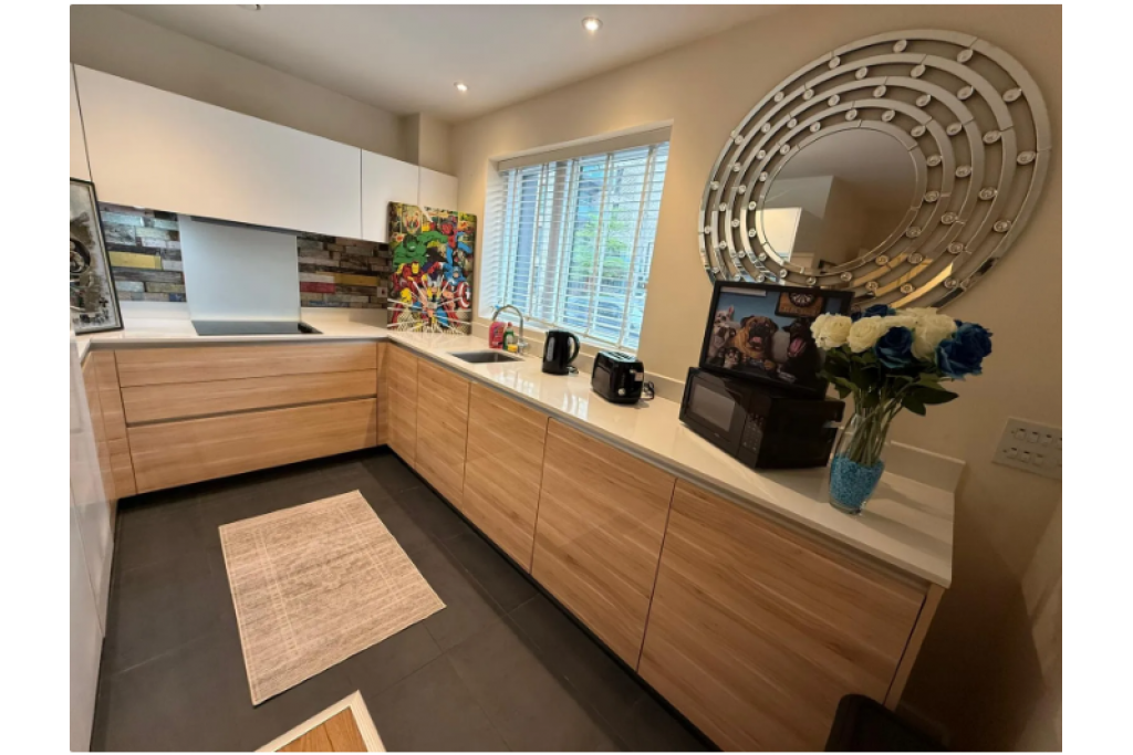 Double Room – Greenwich – Hankins House, SE10 – £925