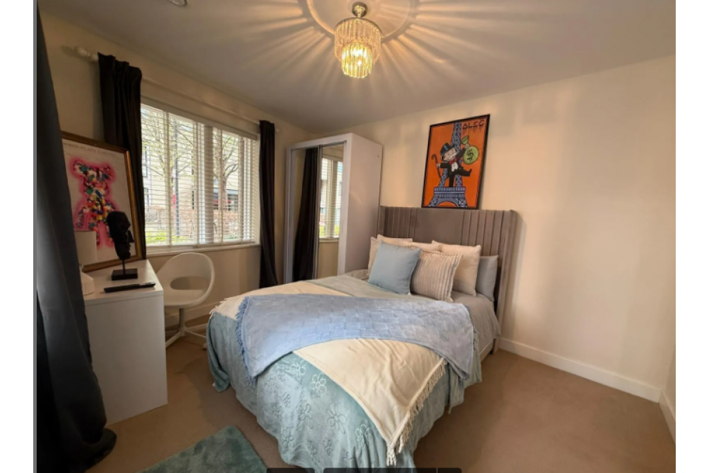 Large Double Room – Greenwich – Hankins House, SE10 – £1,050