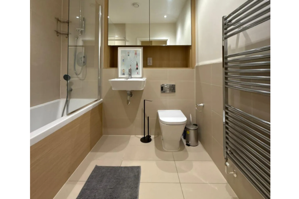 Large Double Room – Greenwich – Hankins House, SE10 – £1,050