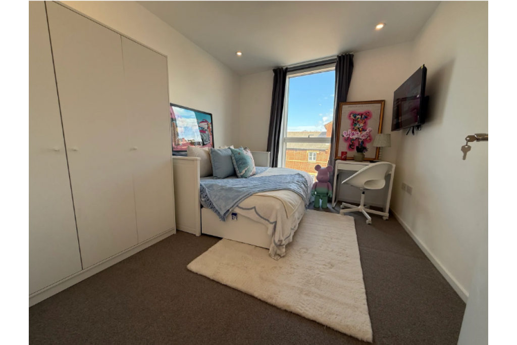 Large Double Room – West Ham – E15 4FP – £1,050