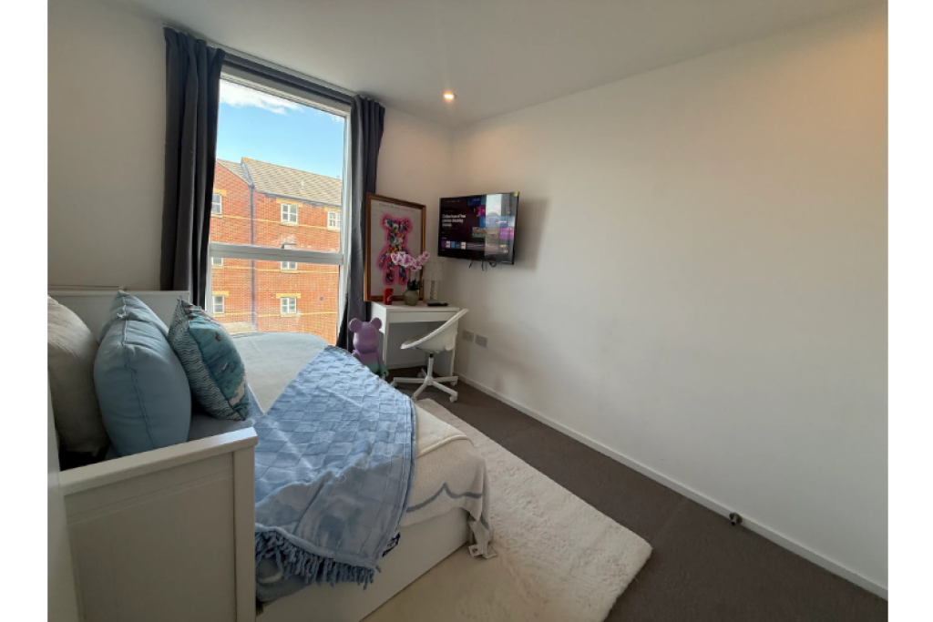 Large Double Room – West Ham – E15 4FP – £1,050