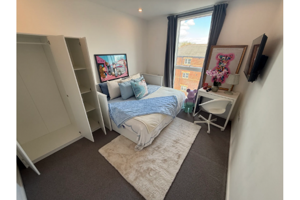Large Double Room – West Ham – E15 4FP – £1,050