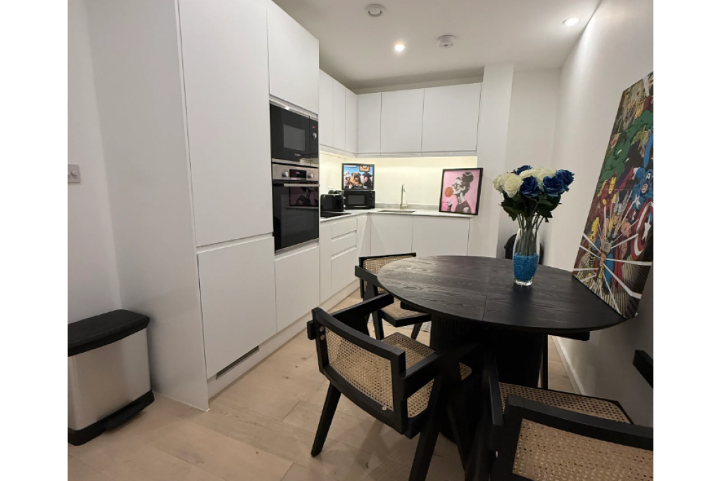 Large Double Room – West Ham – E15 4FP – £1,050