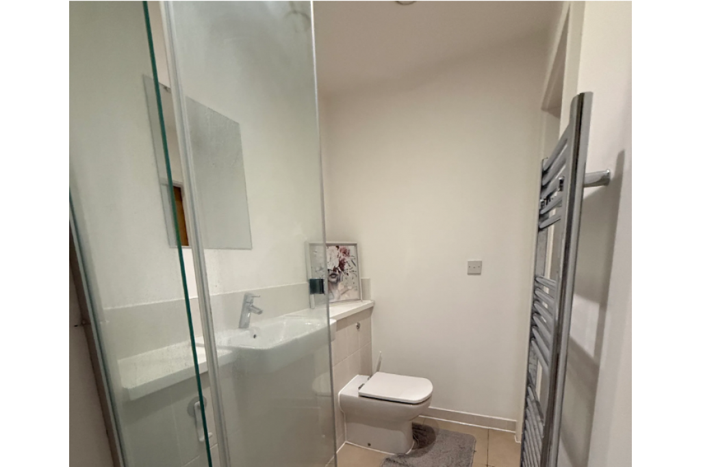 Ensuite Room – Greenwich – Babbage Point, SE10 9FA
